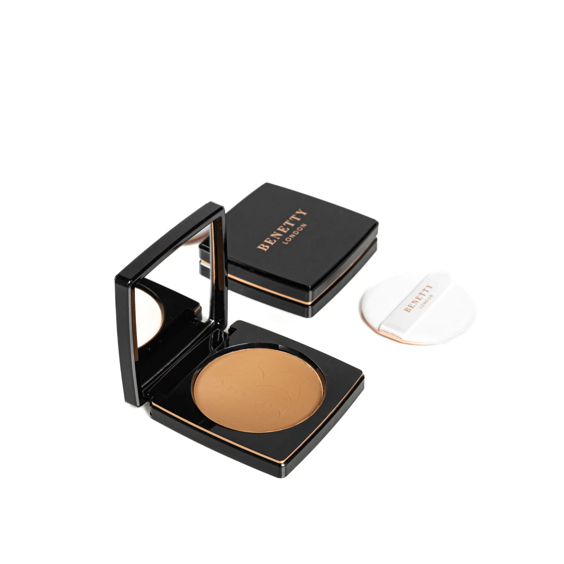 Pro Filt'r Soft Matte Powder Foundation from BENETTY LONDON, Medium to Full Coverage, Lightweight & Long-Lasting wear, Natural Cinnamon 106