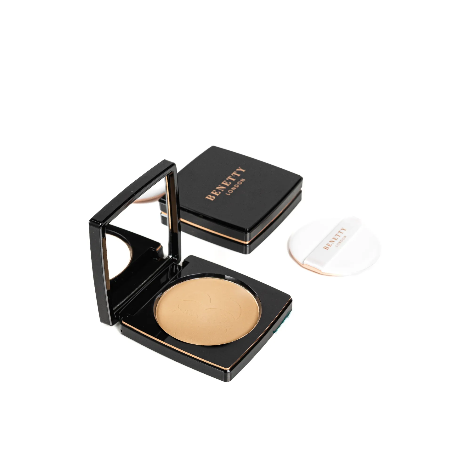 Pro Filt'r Soft Matte Powder Foundation from BENETTY LONDON, Medium to Full Coverage, Lightweight & Long-Lasting wear, Nude 122