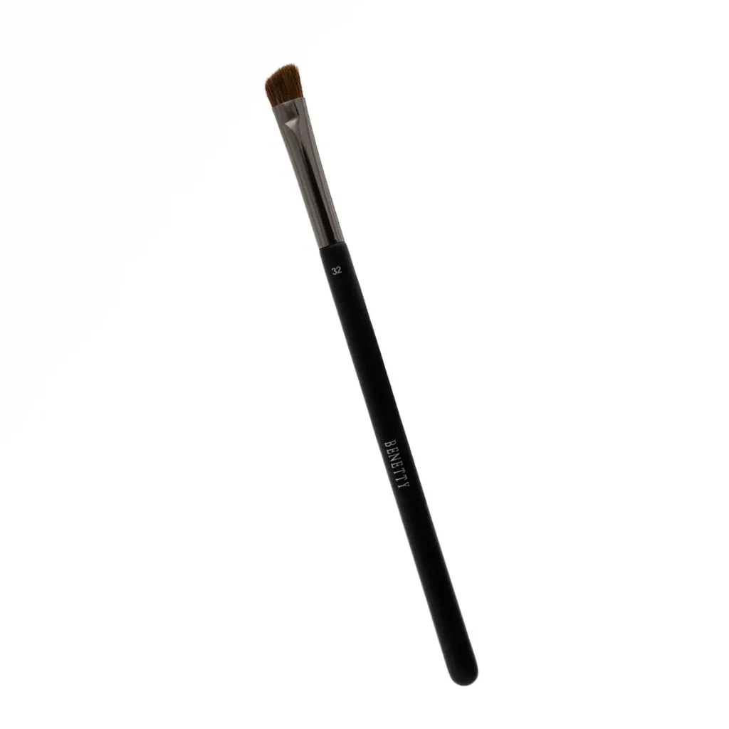 Angled Eyeshadow Brush  from BENETTY LONDON, No. 32