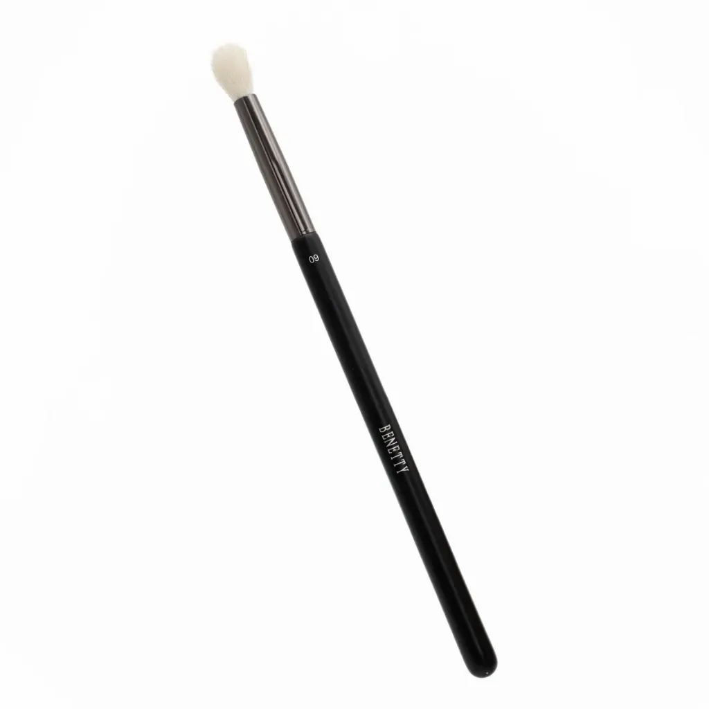 Eyeshadow Blending Brush  from BENETTY LONDON, No. 09